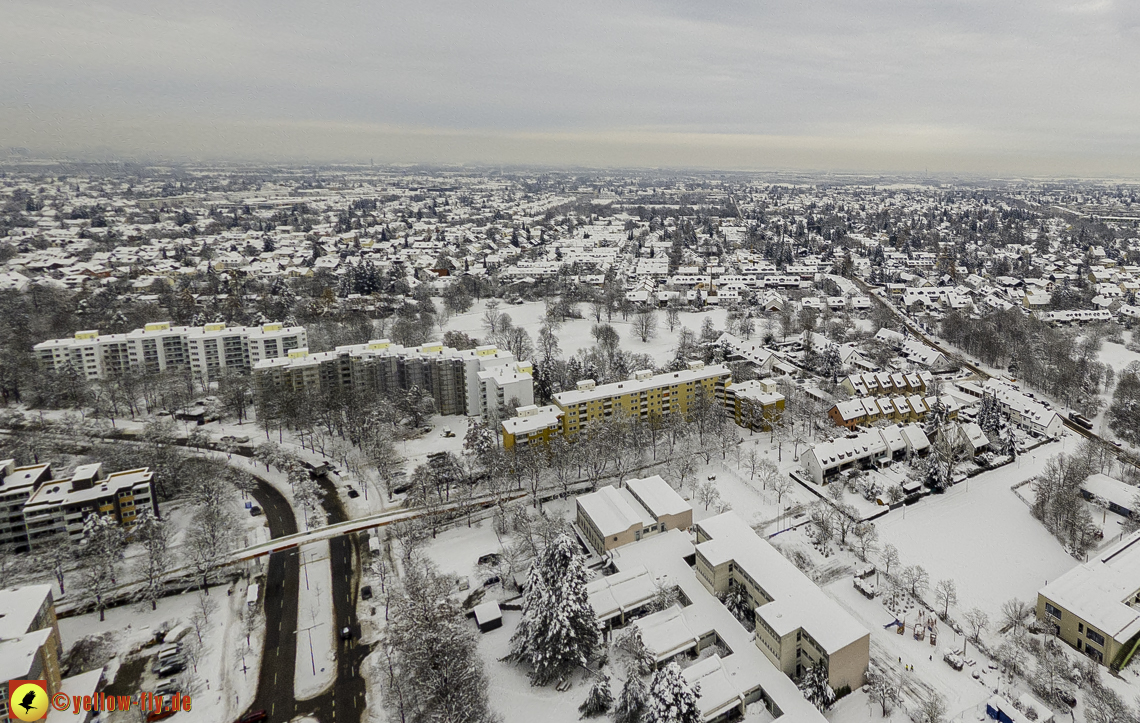 04.12.2021 - Karl-Marx-Ring und Marx-Zentrum in Neuperlach